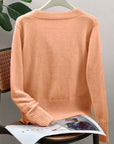 Helvano | Damen Strickjacke mit V-Ausschnitt und Herzknöpfen
