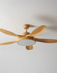 Helvano | Deckenventilator mit Licht in Holzoptik