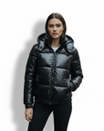Helvano | Glänzende Winterjacke mit Kapuze für Damen