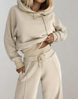 Helvano | Zweifarbiges Hoodie-Set mit weiter Hose für Damen