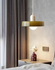 Helvano | Bauhaus Pendelleuchte aus farbigem Glas
