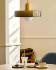 Helvano | Bauhaus Pendelleuchte aus farbigem Glas