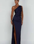 Helvano | Plissiertes Satin-Kleid mit Schlitz für Damen