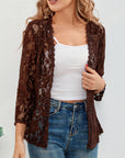 Helvano | Damen Strickjacke mit Blumen-Lochmuster