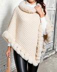 Helvano | Poncho mit Plüschbesatz für Damen