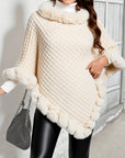Helvano | Poncho mit Plüschbesatz für Damen