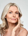 Helvano | 2-in-1 Foundation Stick mit Pinsel