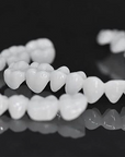 Helvano | Zahnprothese für flexible Zahnabdeckung