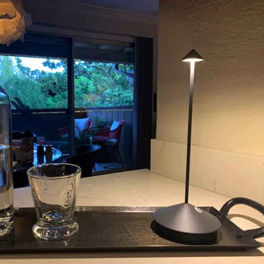 Helvano | Tischlampe mit Touch-Bedienung
