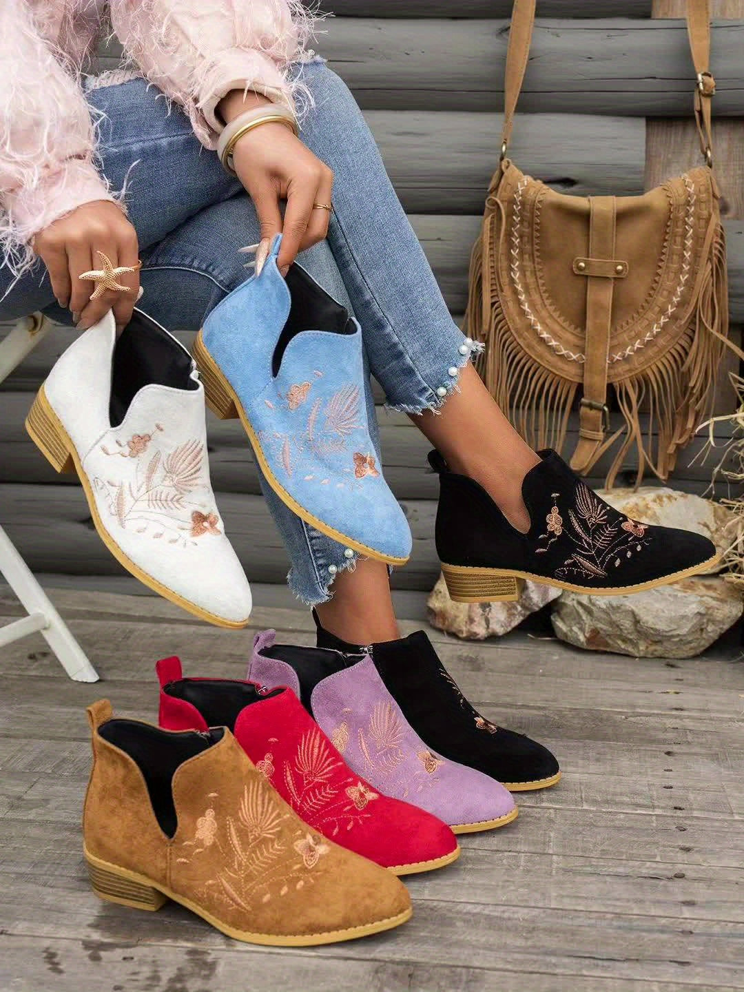 Helvano | Bestickte Stiefeletten mit niedrigem Absatz für Damen
