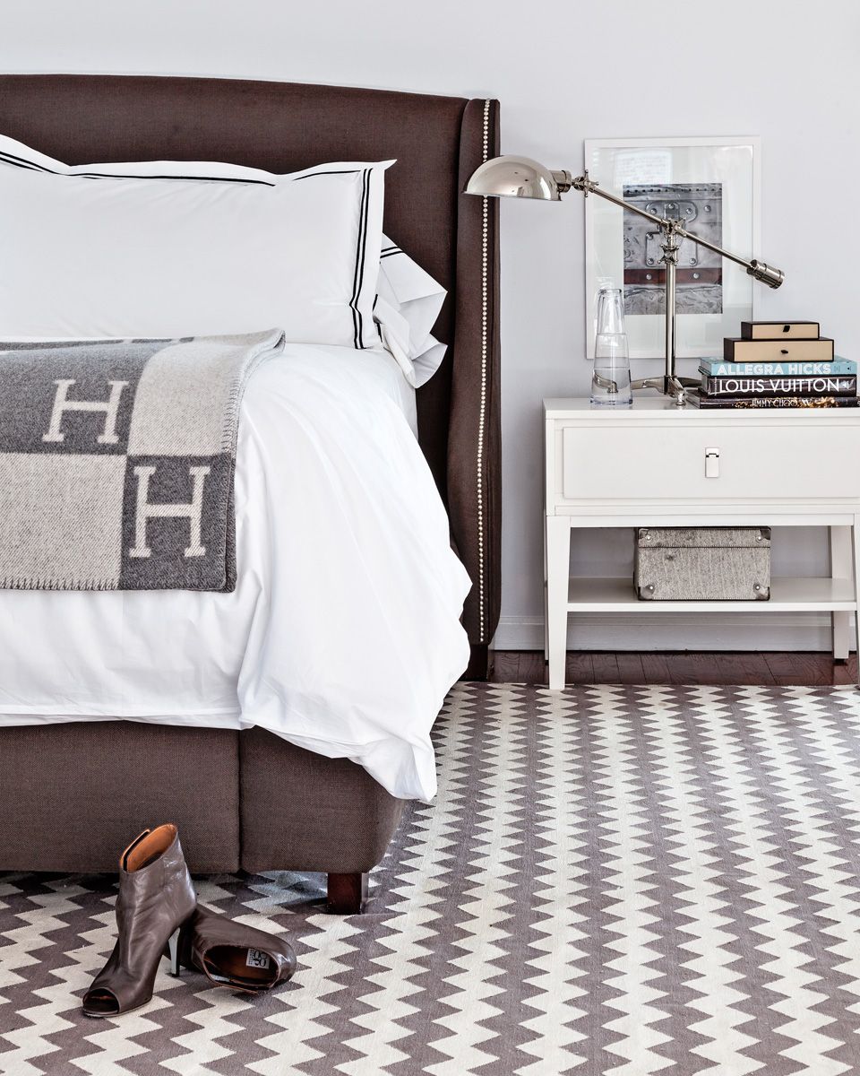 Helvano | Kuschelige Decke für Sofa &amp; Bett in Schwarz