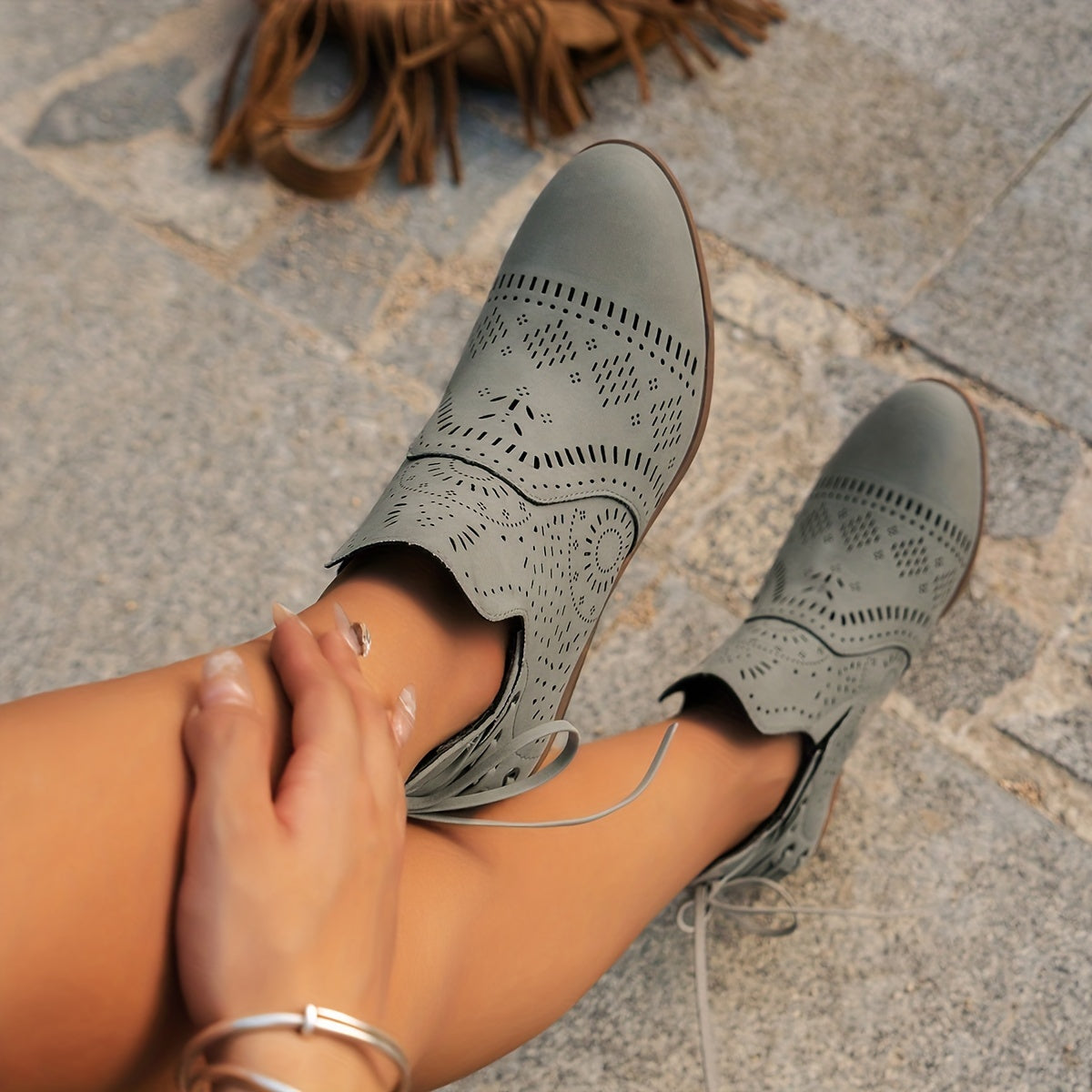 Helvano | Damen Stiefeletten mit Cut-out-Details