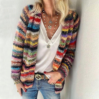 Helvano | Bunte Strickjacke für Damen aus Wolle