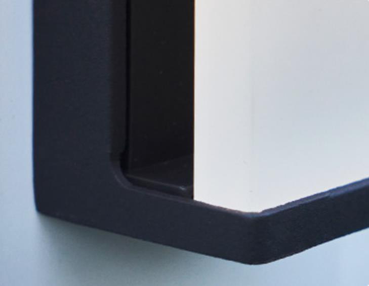 Helvano | Solar-Wandleuchte mit Glasschirm in Schwarz