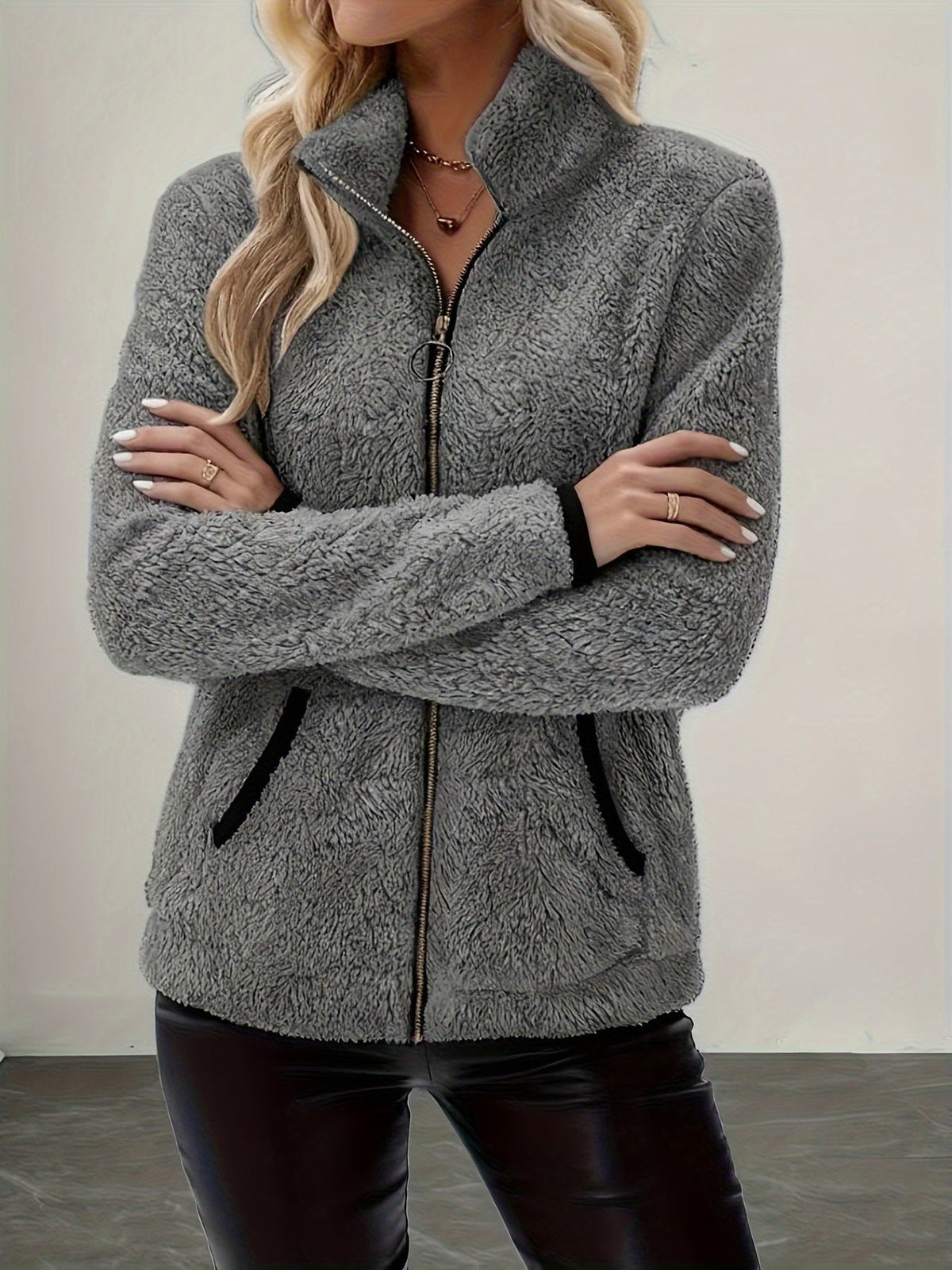 Helvano | Kuschelige Damen-Jacke mit Reissverschluss