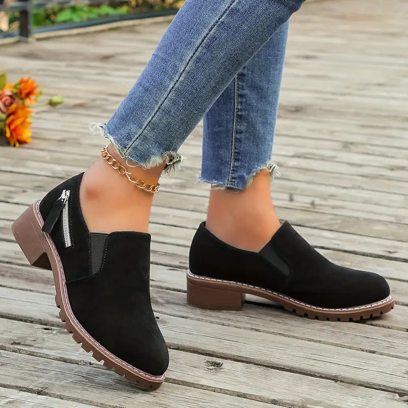 Helvano | Bequeme Slipper mit flachem Absatz für Damen