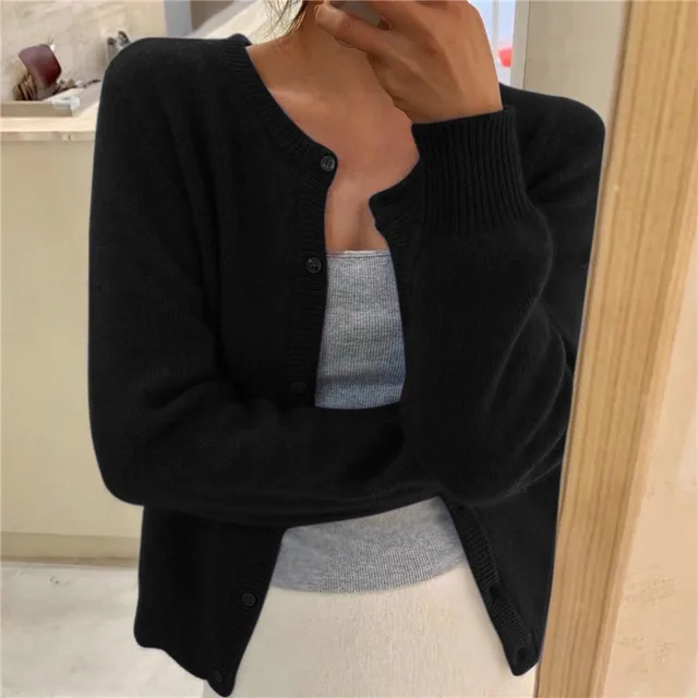 Helvano | Weiche Strickjacke mit Knöpfen für Damen