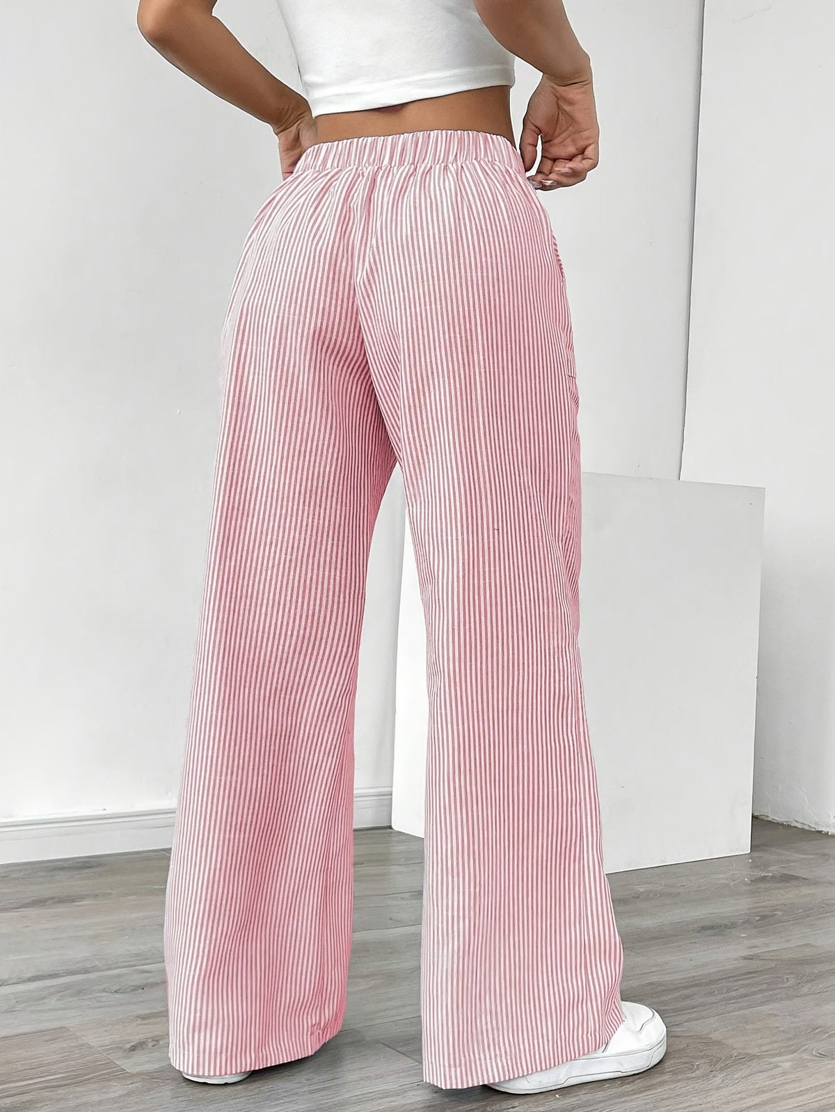 Helvano | Weite gestreifte Hose für Damen