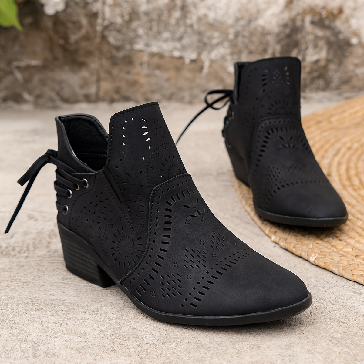 Helvano | Damen Stiefeletten mit Cut-out-Details