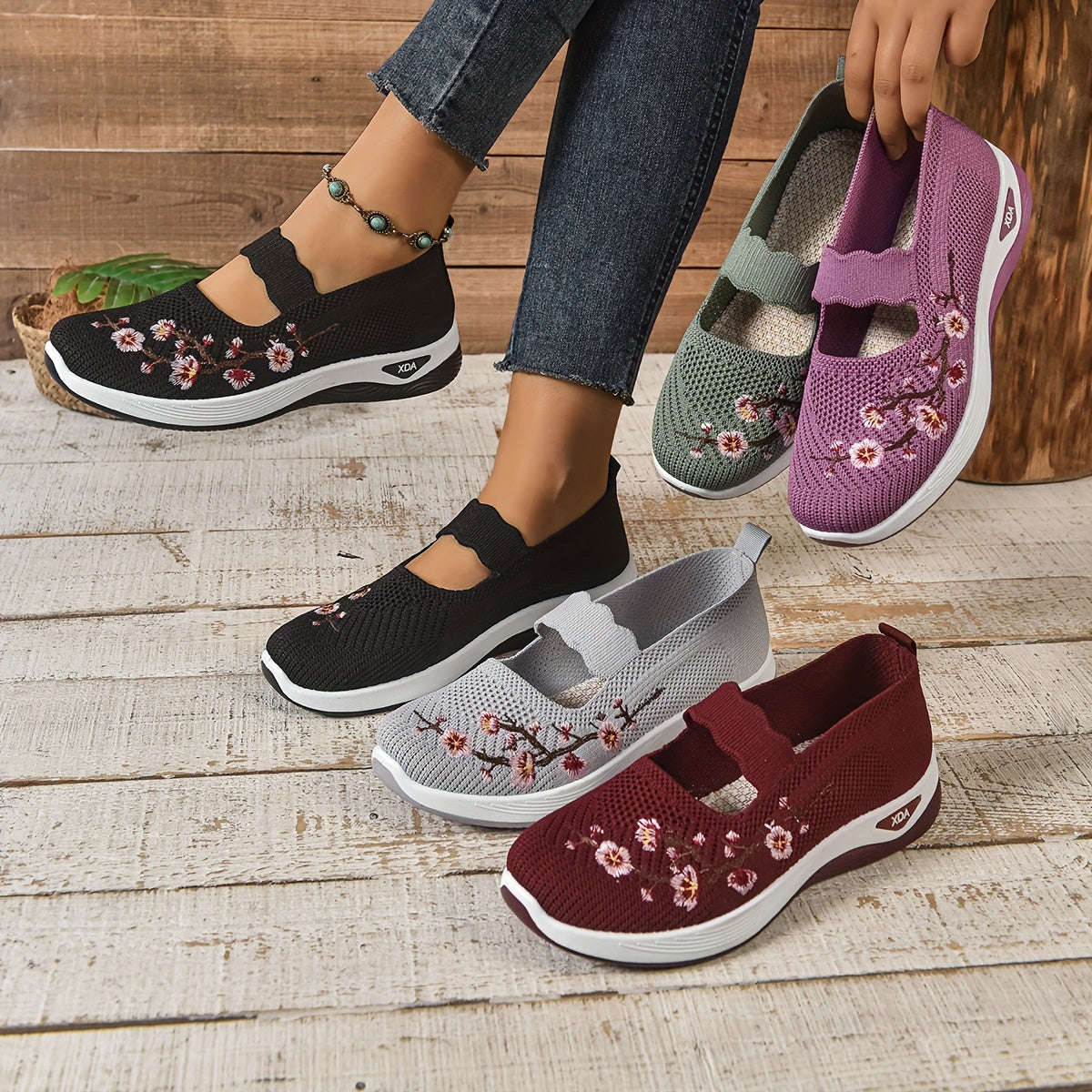Helvano | Bestickte Blumen-Sneaker für Damen