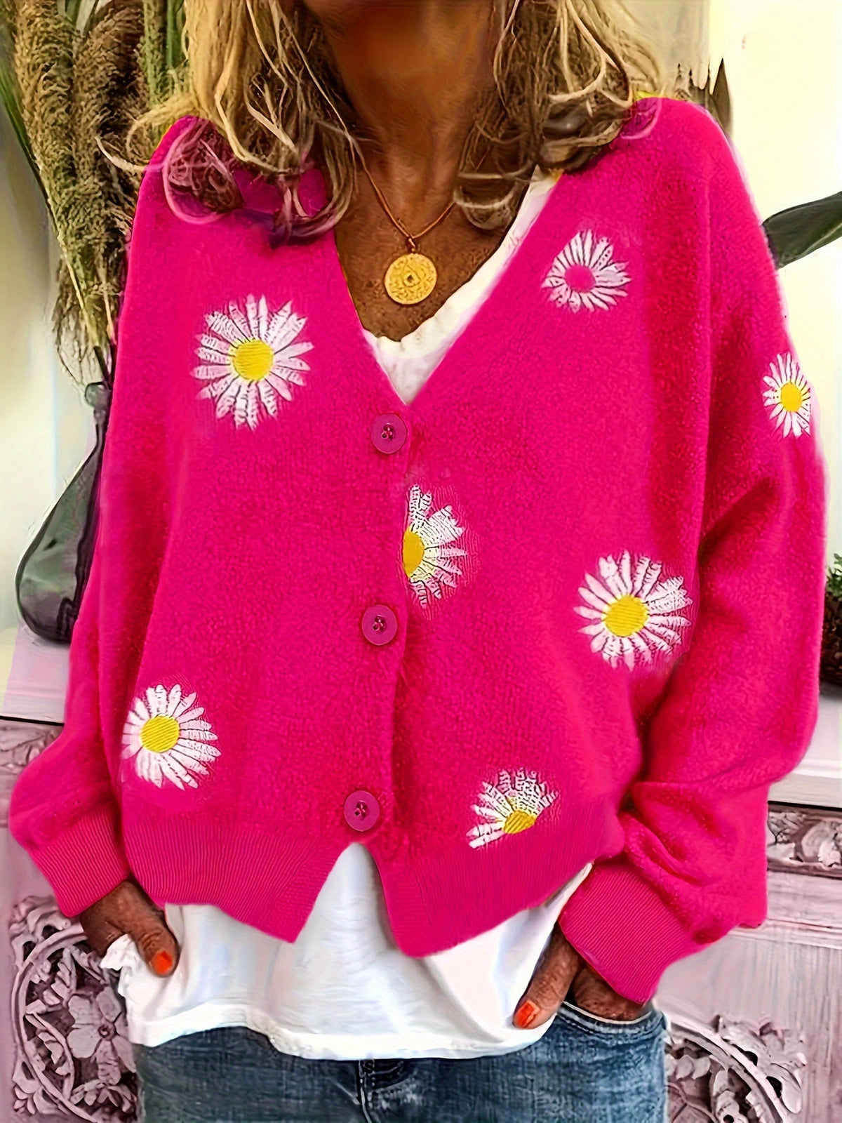 Helvano | Damen Strickjacke mit Blumenstickerei