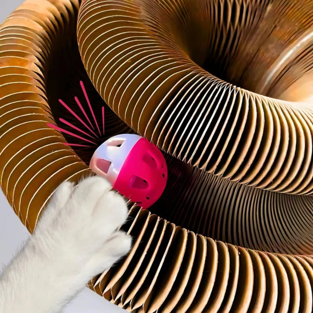 Helvano | Interaktiver Kratzer für Katzen