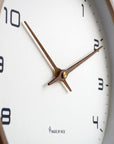 Helvano | Holz-Wanduhr im Scandi-Stil
