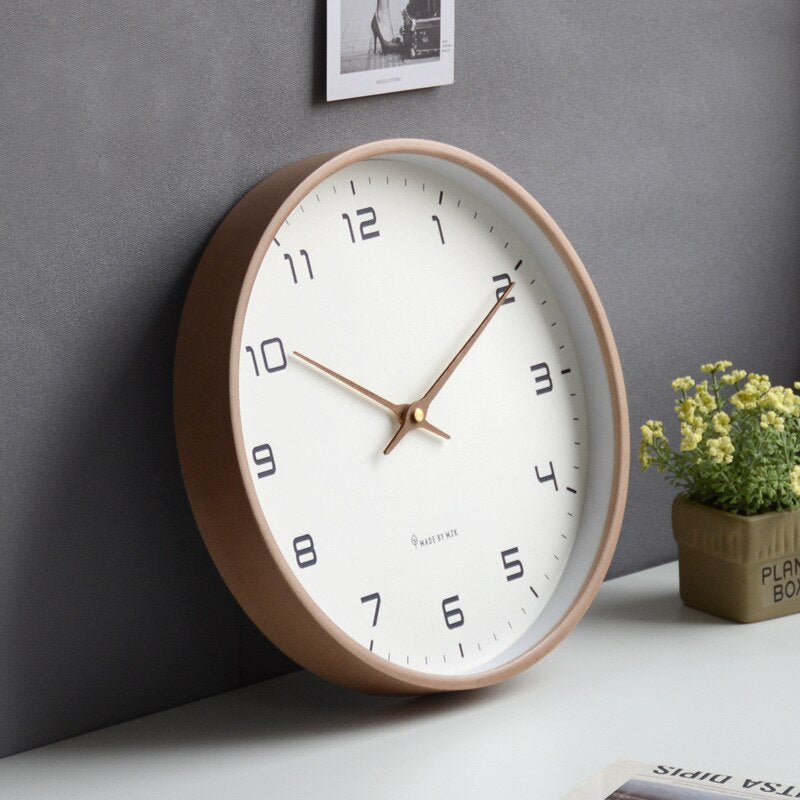 Helvano | Holz-Wanduhr im Scandi-Stil