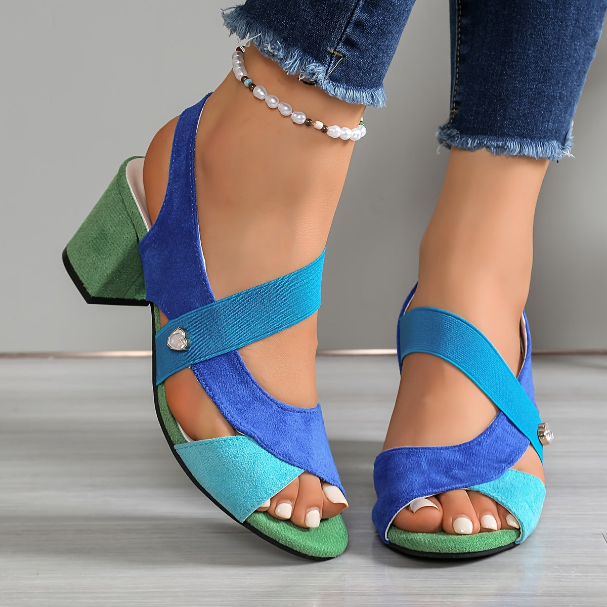 Helvano | Klassische Wandersandalen für Damen