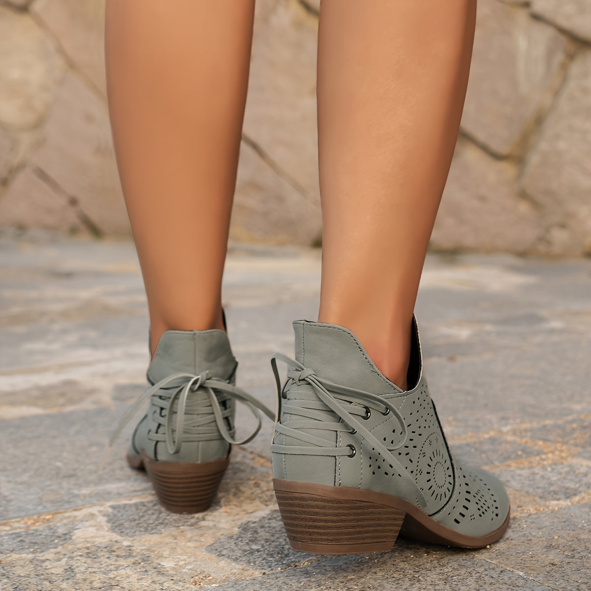Helvano | Damen Stiefeletten mit Cut-out-Details