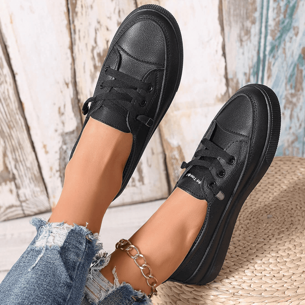 Helvano | Klassische Schnürschuhe für Damen