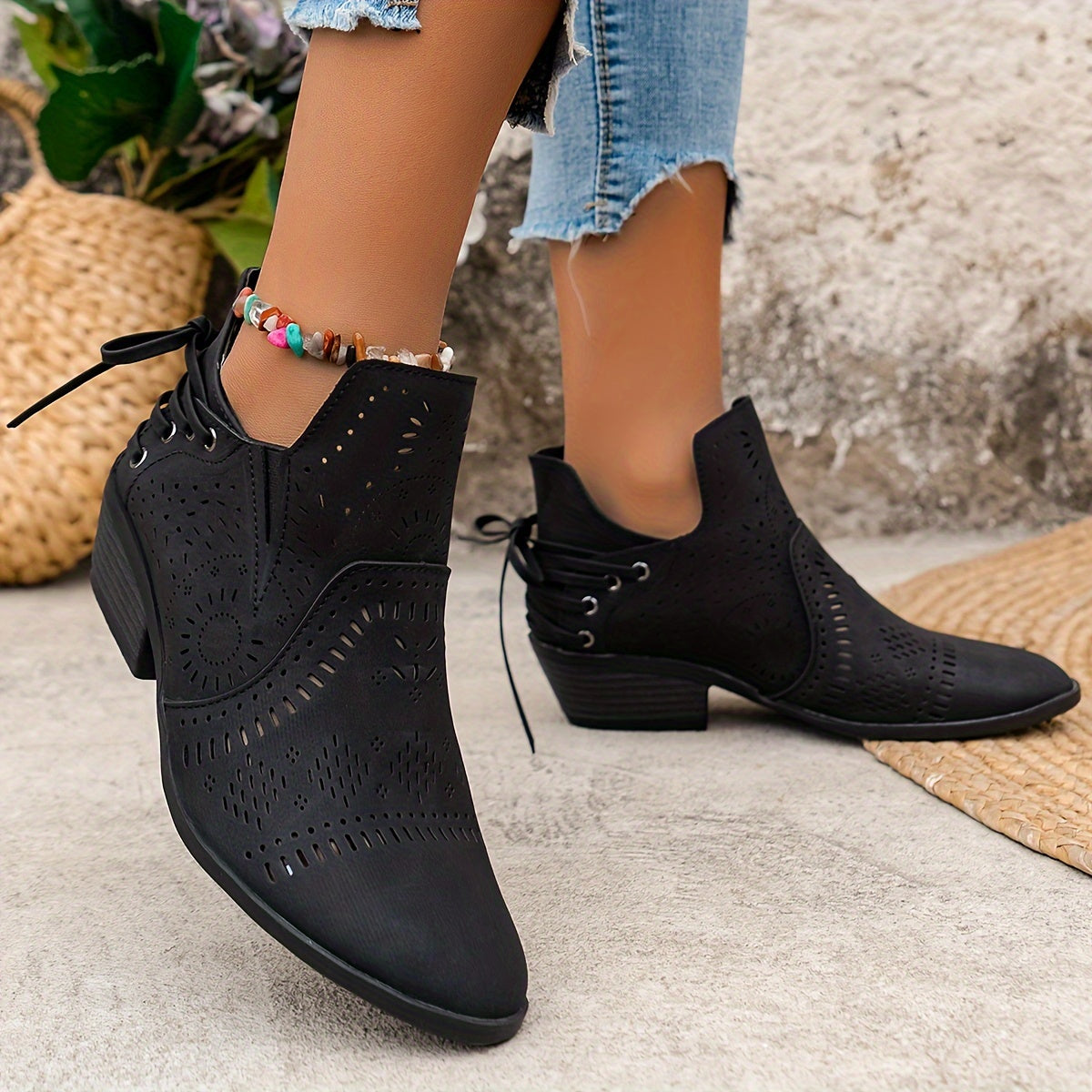 Helvano | Damen Stiefeletten mit Cut-out-Details
