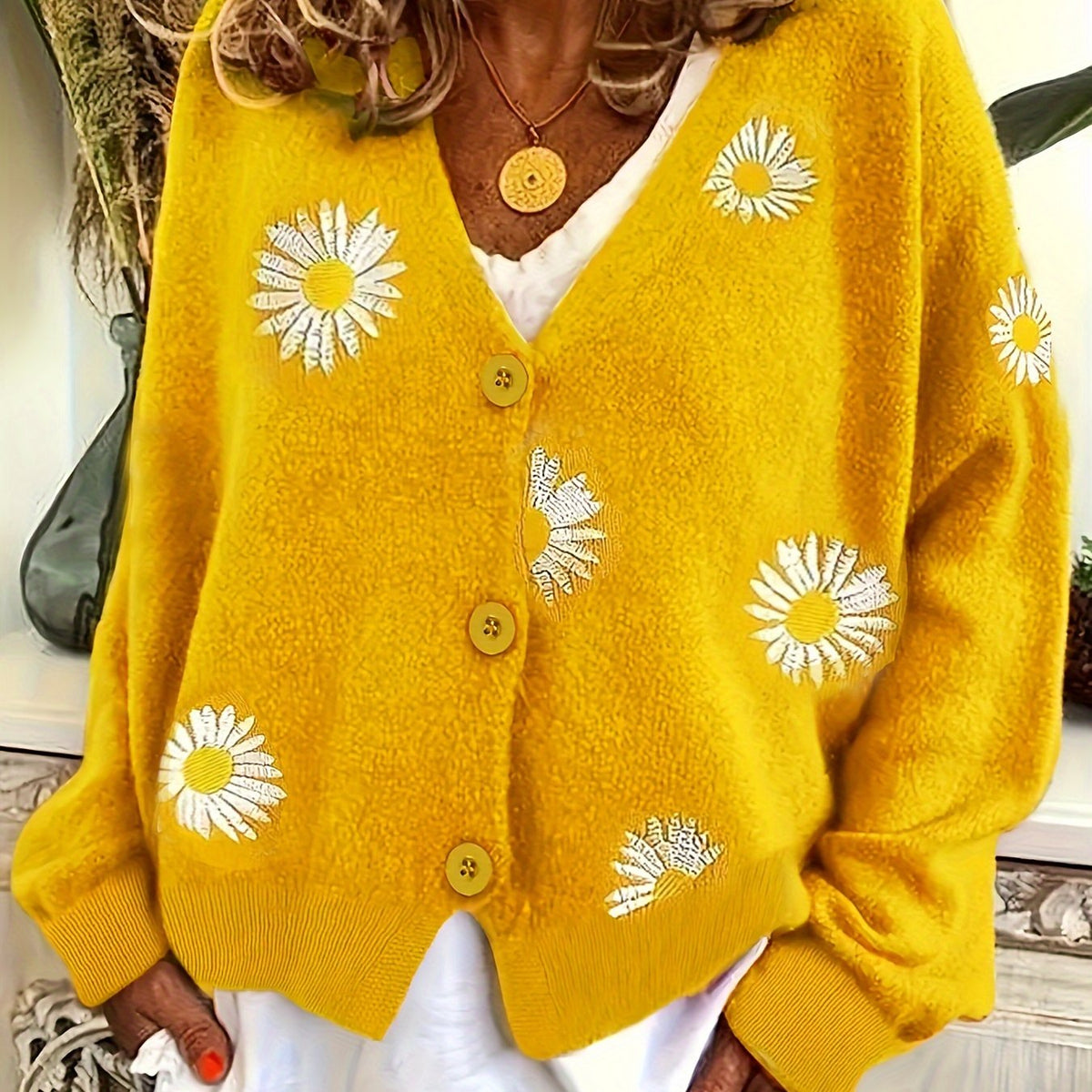 Helvano | Damen Strickjacke mit Blumenstickerei