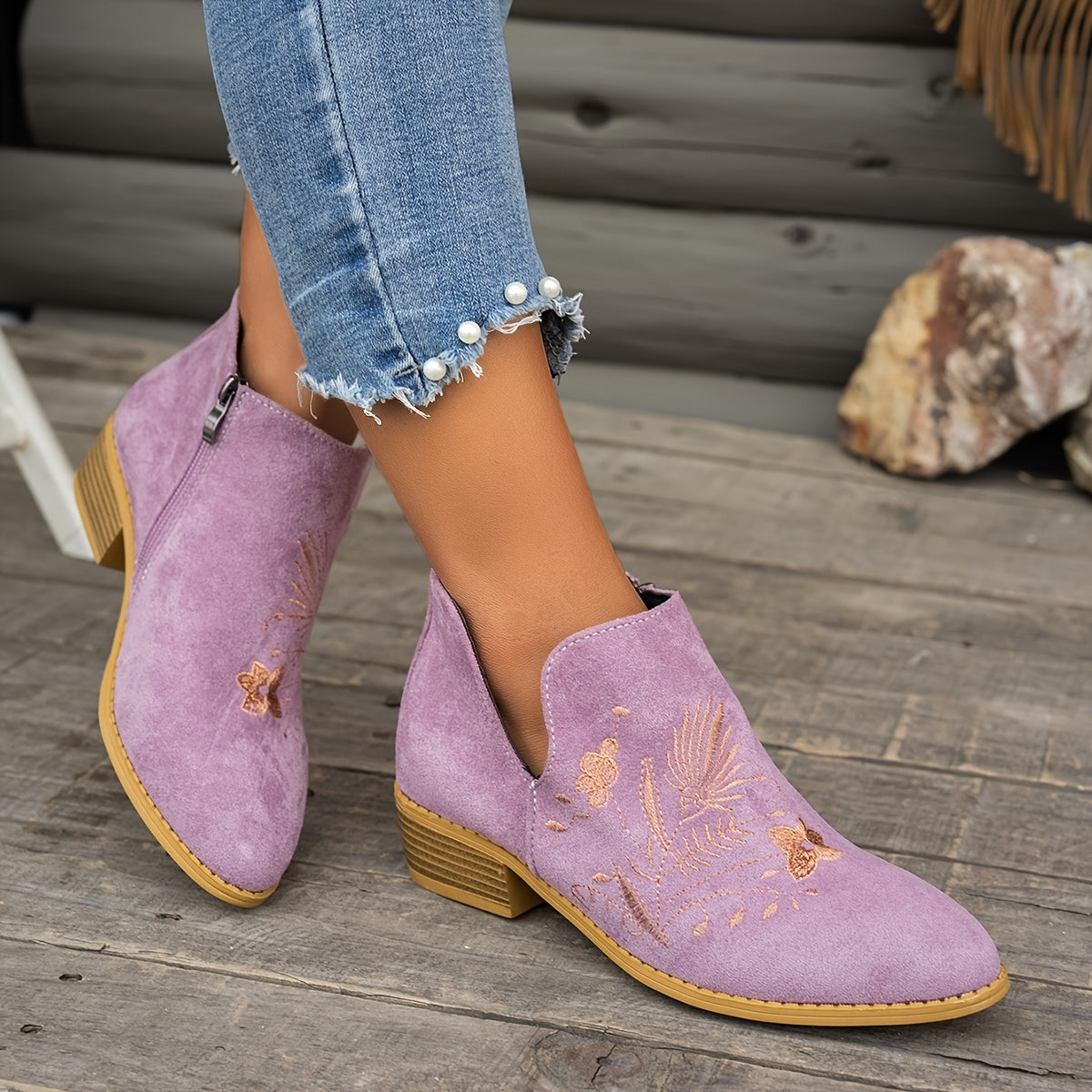 Helvano | Bestickte Stiefeletten mit niedrigem Absatz für Damen