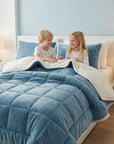 Helvano | Flauschige Flanell-Decke für Sofa & Bett