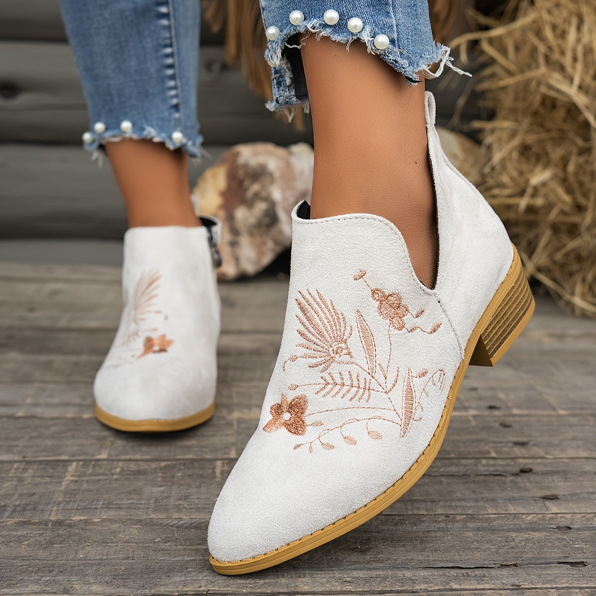 Helvano | Bestickte Stiefeletten mit niedrigem Absatz für Damen
