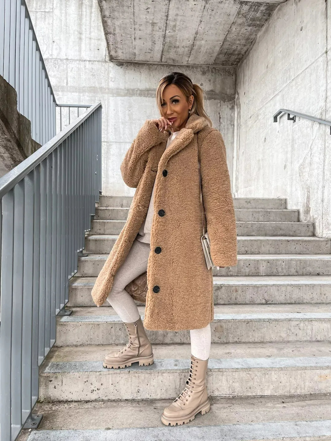Helvano | Plüsch-Trenchcoat für Damen