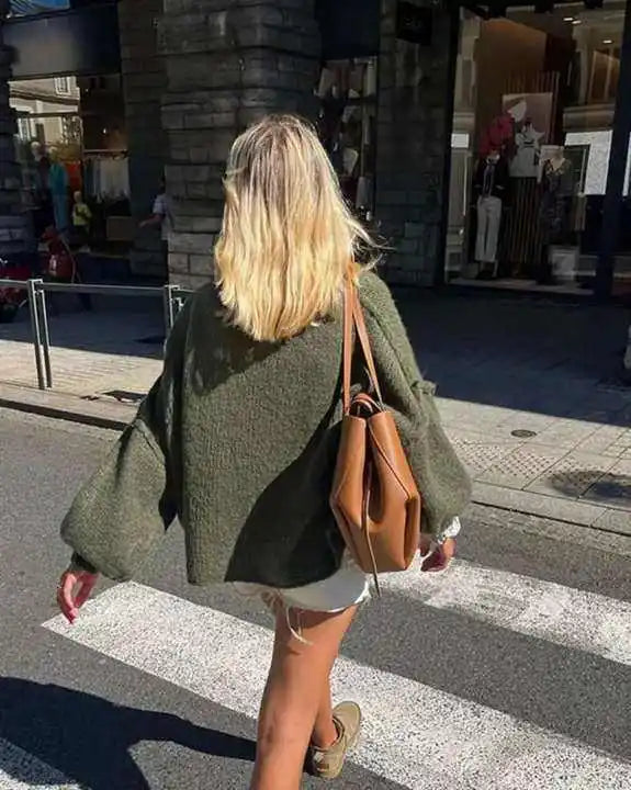 Helvano | Flauschiger Oversize Strickpullover für Damen