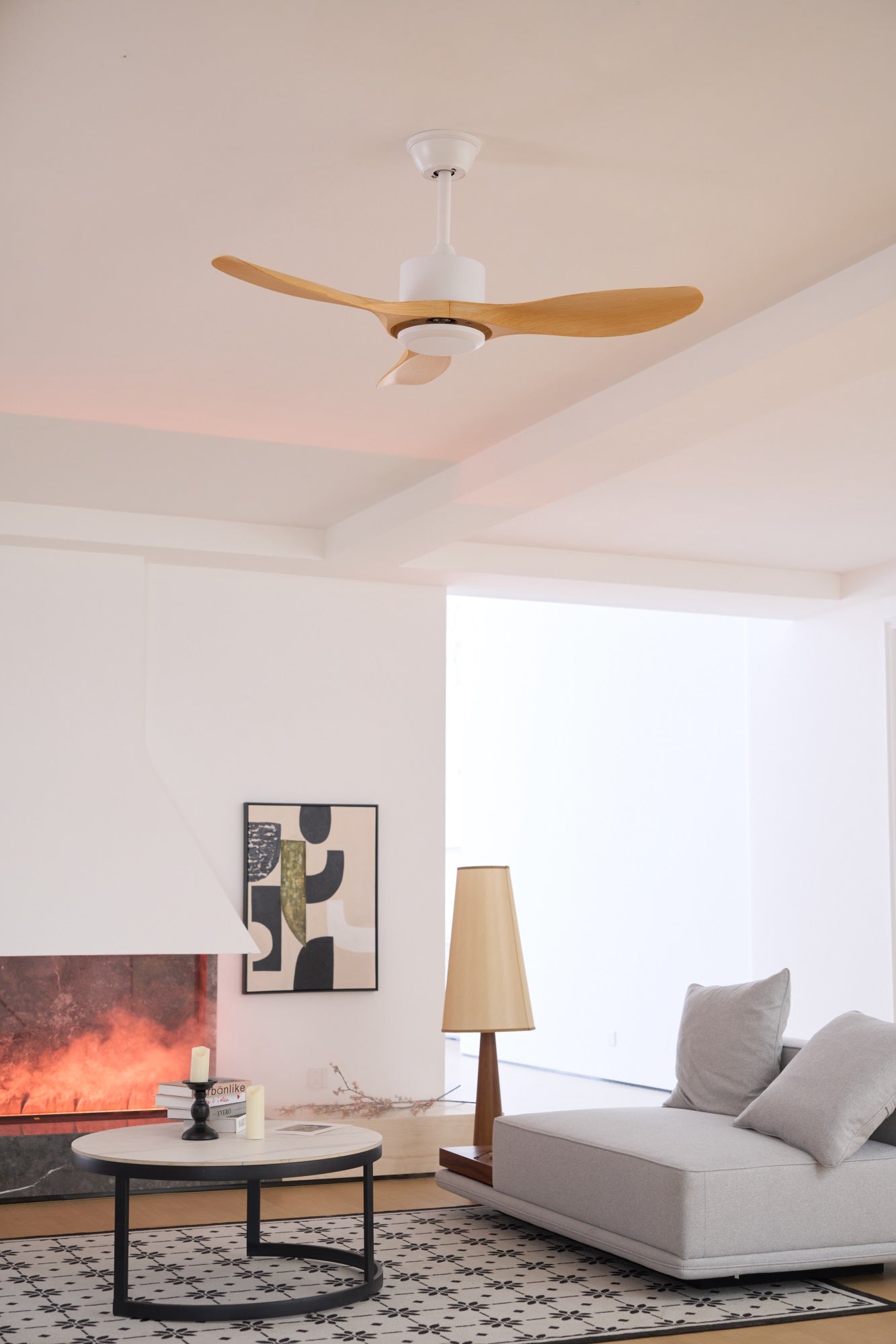 Helvano | Deckenventilator mit Fernbedienung &amp; Holzoptik