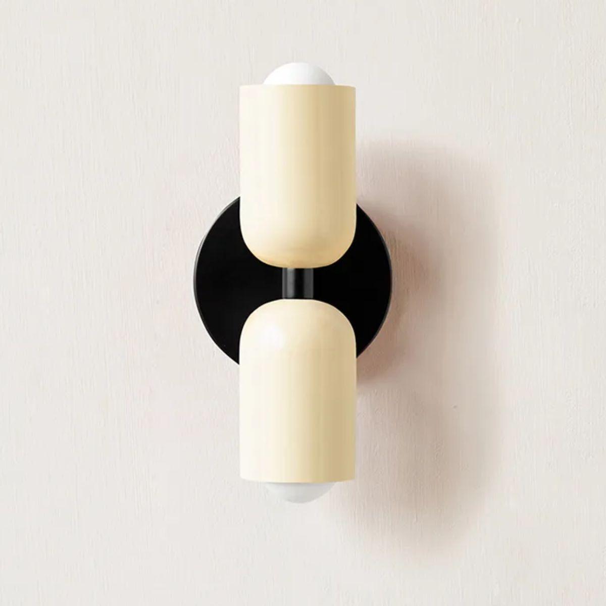 Helvano | Glas-Wandleuchte für modernes Interieur
