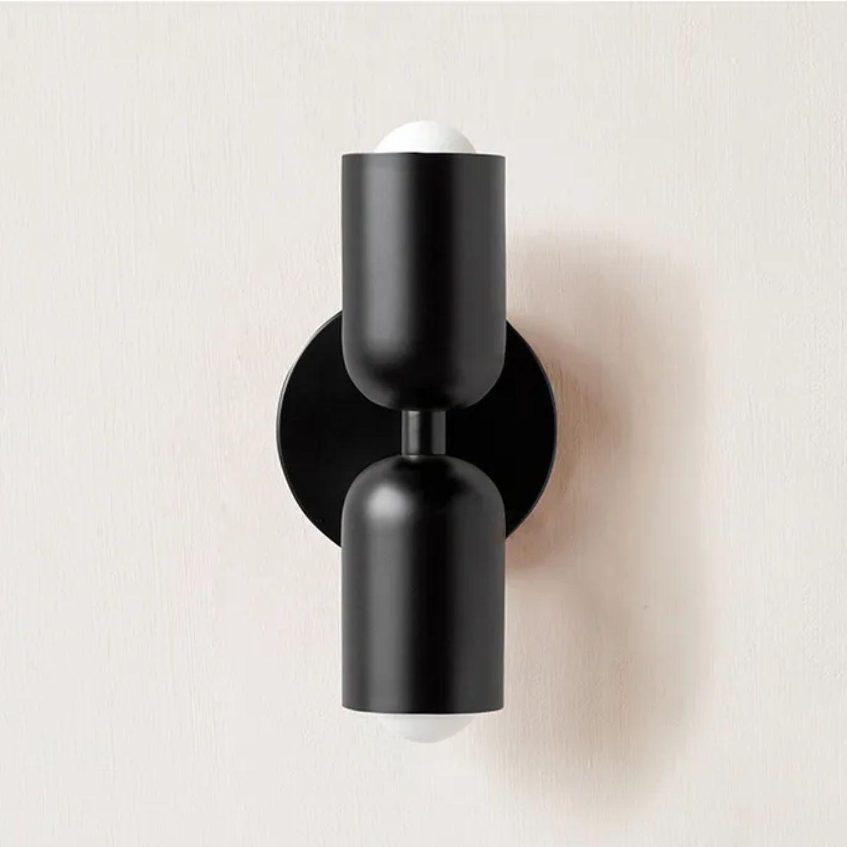 Helvano | Glas-Wandleuchte für modernes Interieur