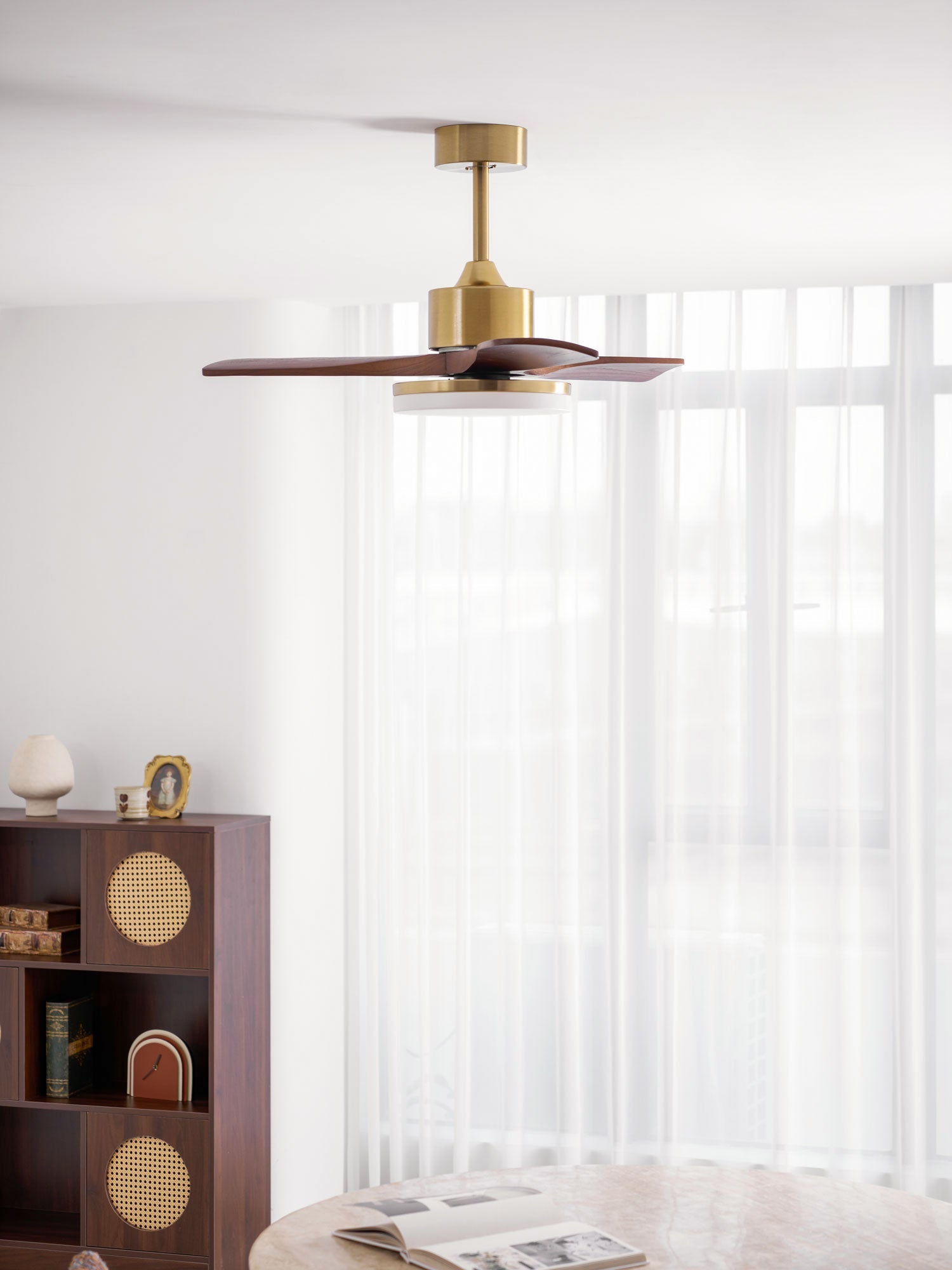 Helvano | Deckenventilator mit Licht und Fernbedienung