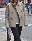 Helvano | Kurze Wolljacke mit Stehkragen für Damen in Beige