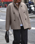 Helvano | Kurze Wolljacke mit Stehkragen für Damen in Beige