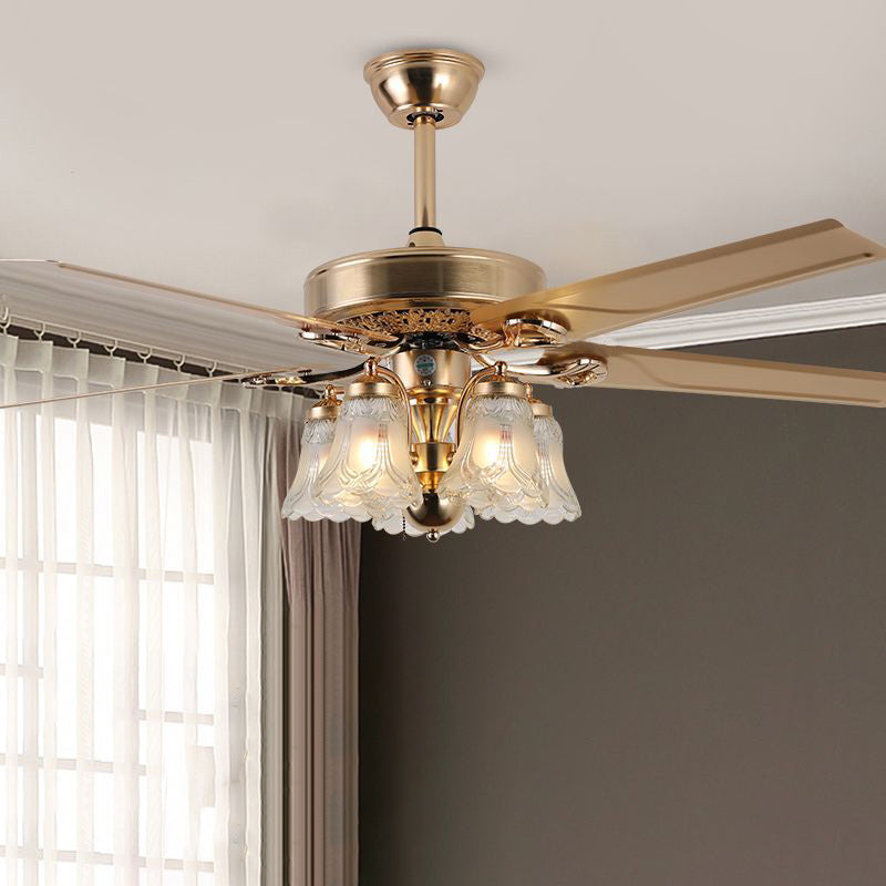 Helvano | Deckenventilator mit Licht im Landhausstil, 5-flammig