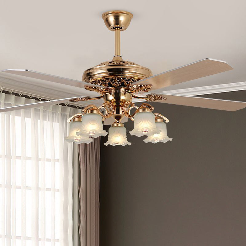 Helvano | Deckenventilator mit Licht im Landhausstil, 5-flammig