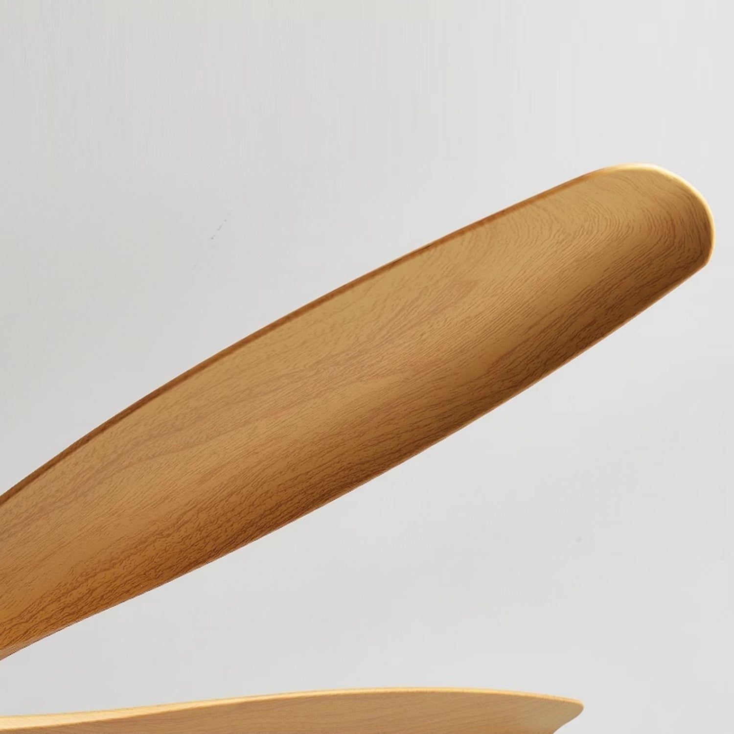 Helvano | Deckenventilator mit Licht in Holzoptik