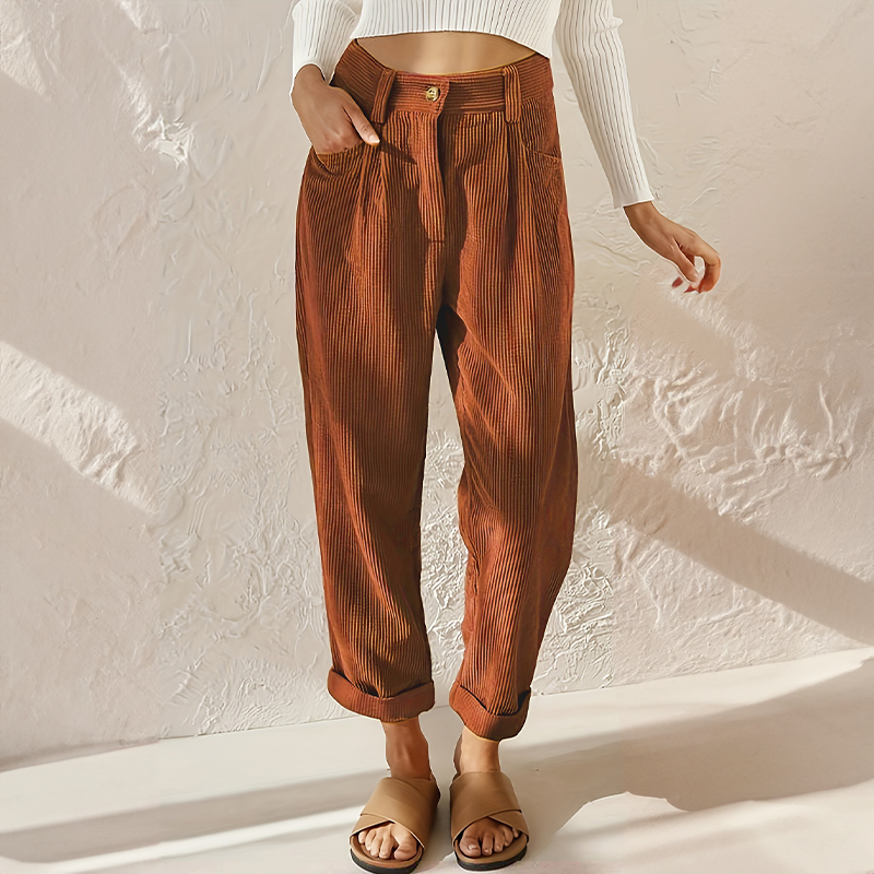 Helvano | Cordhose mit lockerem Schnitt für Damen
