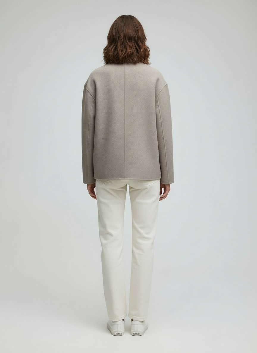 Helvano | Kurze Wolljacke mit Stehkragen für Damen in Beige