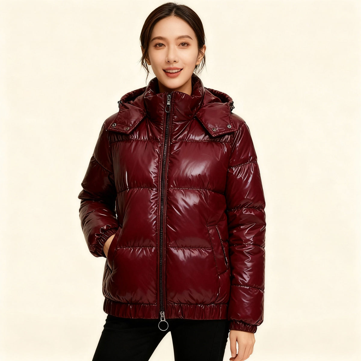 Helvano | Glänzende Winterjacke mit Kapuze für Damen